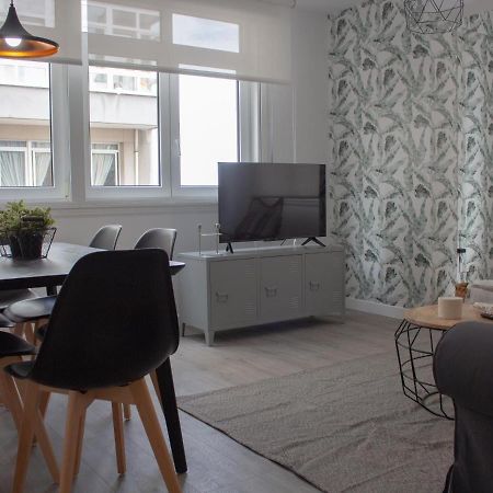 Housingcoruna Riazor Playa La Corogne Extérieur photo