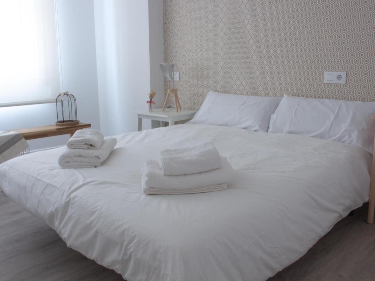 Housingcoruna Riazor Playa La Corogne Extérieur photo